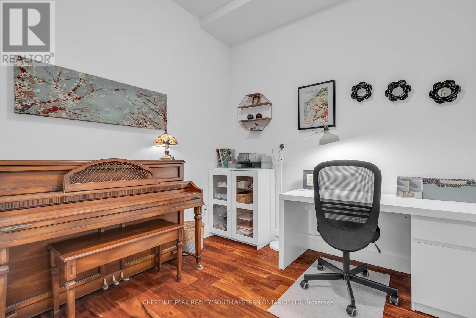 302 - 15 Devitt Avenue S, Waterloo, Ontario  N2J 1Y6 - Photo 6 - X12506912