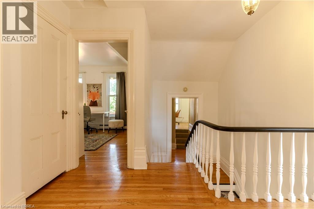 35 Egerton Street, Brantford, Ontario  N3T 4L4 - Photo 17 - 40780983