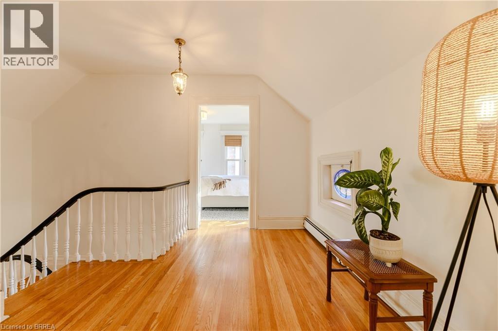 35 Egerton Street, Brantford, Ontario  N3T 4L4 - Photo 18 - 40780983