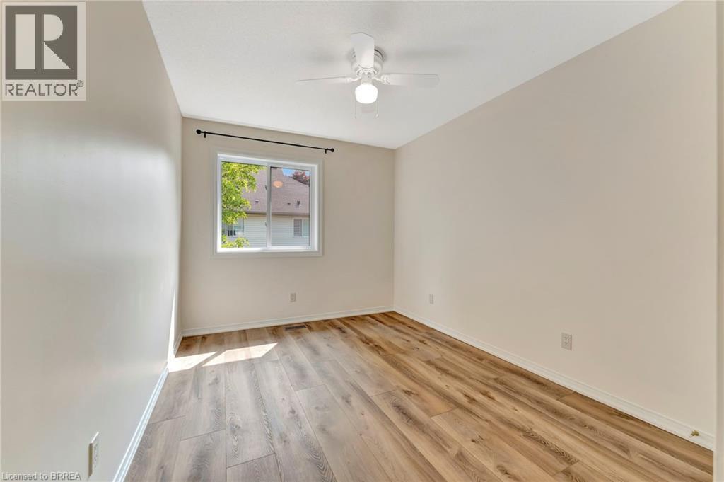 31 Moss Boulevard Unit# 26, Dundas, Ontario  L9H 7A6 - Photo 21 - 40766778