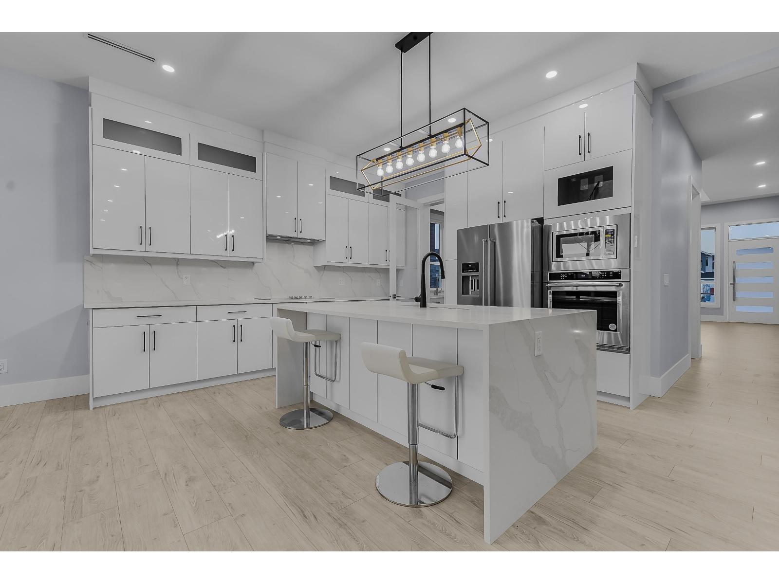 18764 62a Avenue, Surrey, British Columbia  V3S 7V8 - Photo 12 - R3058537