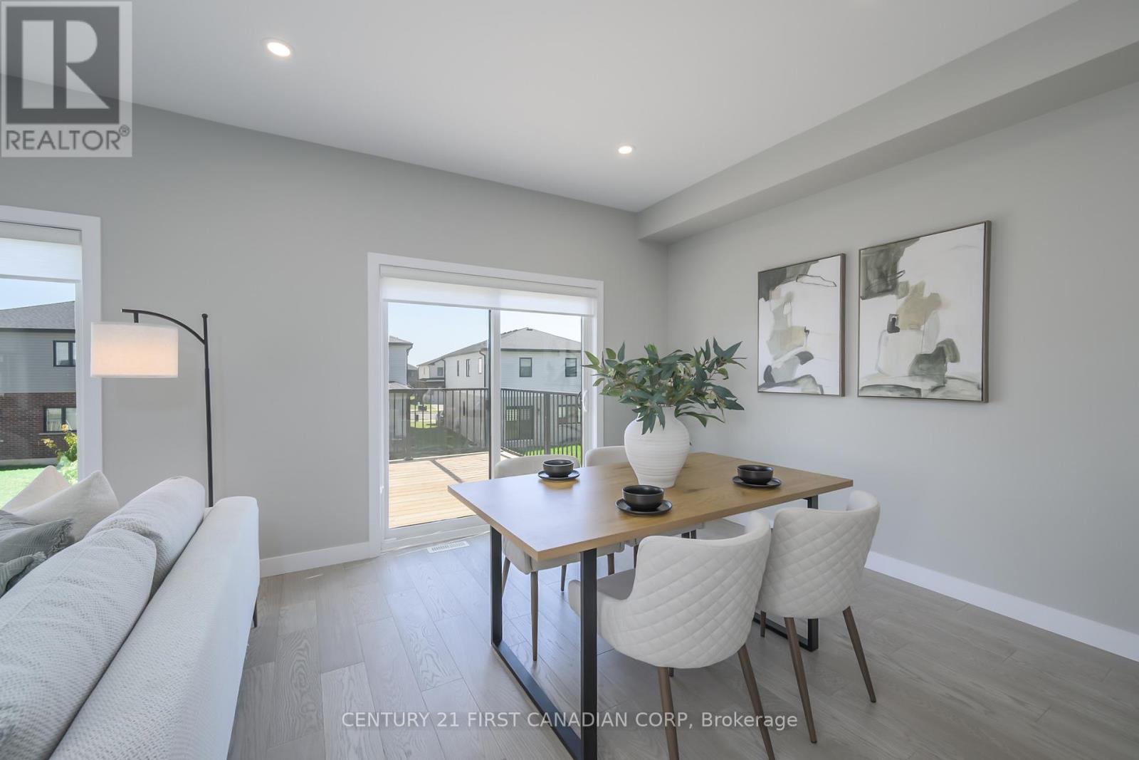 3612 Southbridge Avenue, London South (South W), Ontario  N6L 0G5 - Photo 11 - X12507192