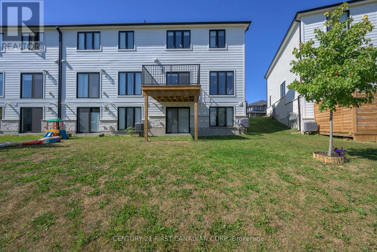 3612 Southbridge Avenue, London South (South W), Ontario  N6L 0G5 - Photo 30 - X12507192