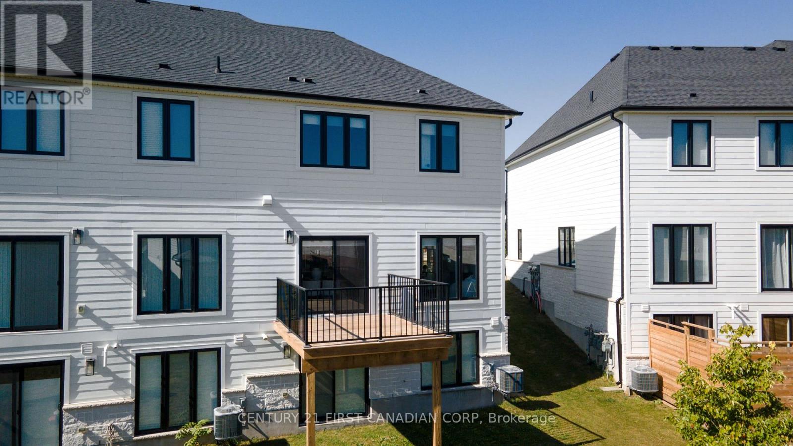 3612 Southbridge Avenue, London South (South W), Ontario  N6L 0G5 - Photo 33 - X12507192