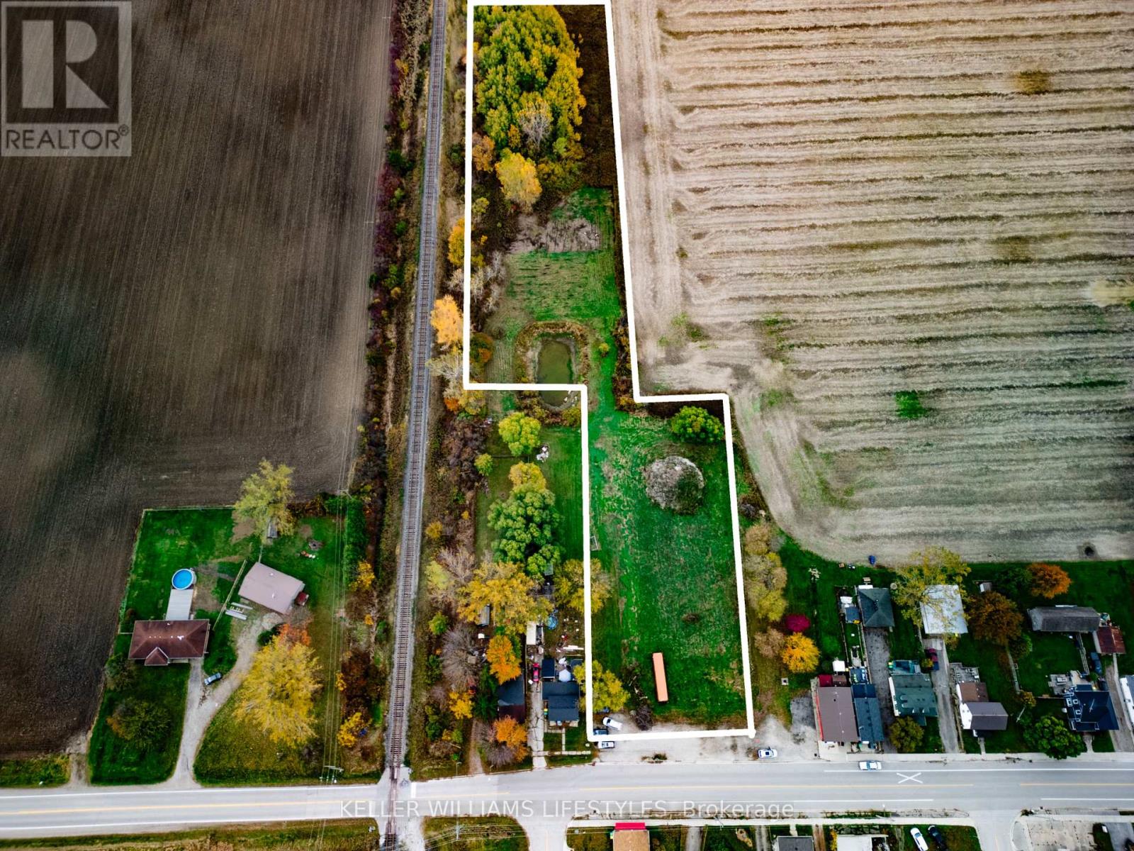 22681 Thames Road, Southwest Middlesex (Appin), Ontario  N0L 1T0 - Photo 2 - X12507244