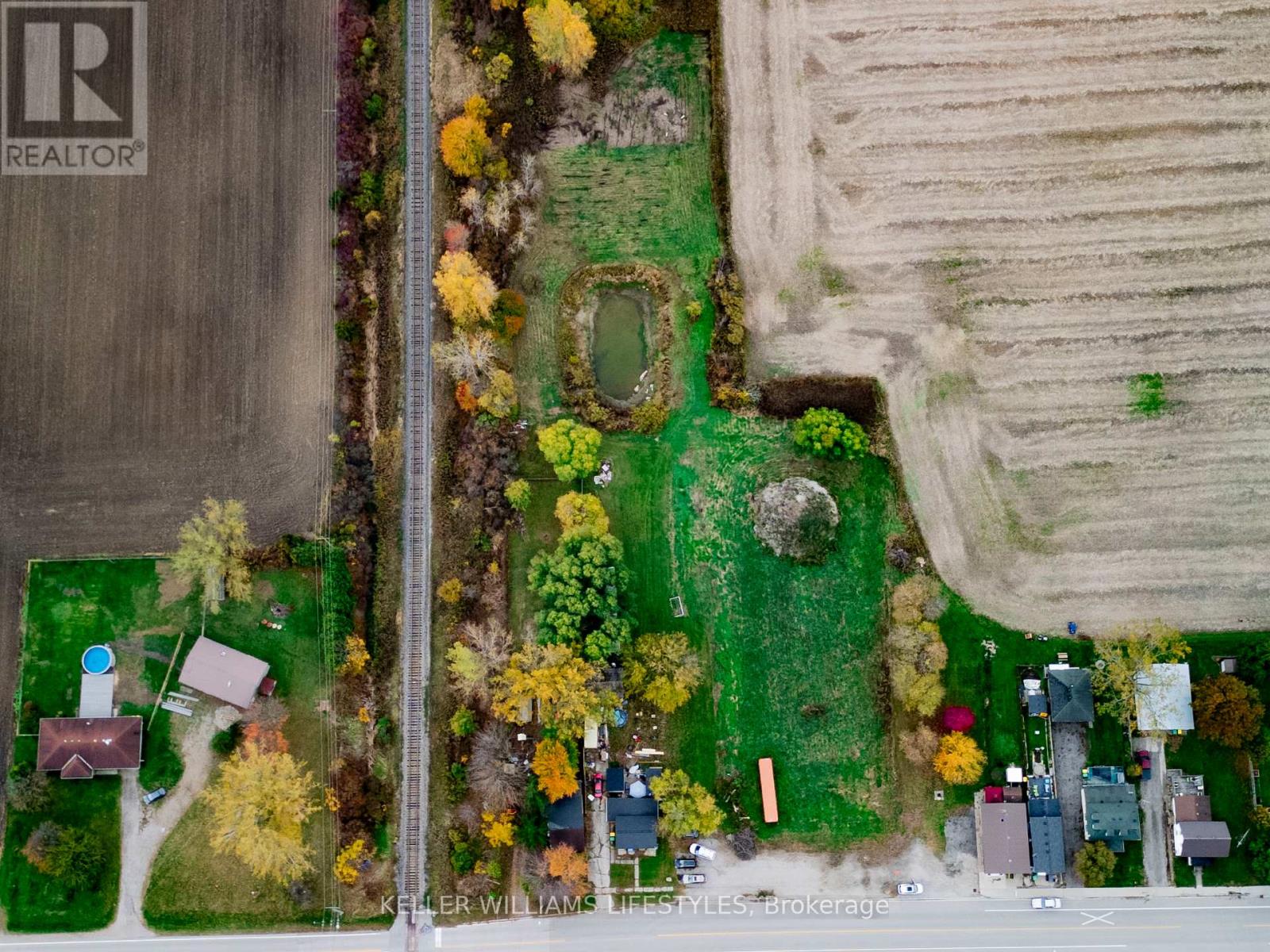 22681 Thames Road, Southwest Middlesex (Appin), Ontario  N0L 1T0 - Photo 4 - X12507244