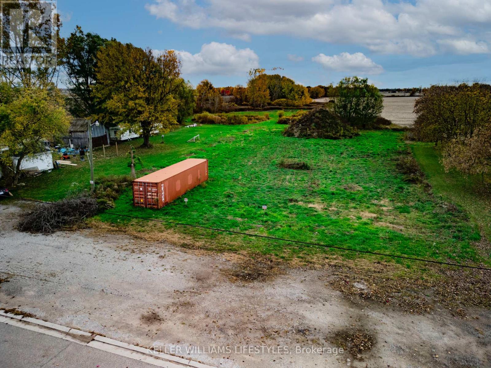 22681 Thames Road, Southwest Middlesex (Appin), Ontario  N0L 1T0 - Photo 6 - X12507244