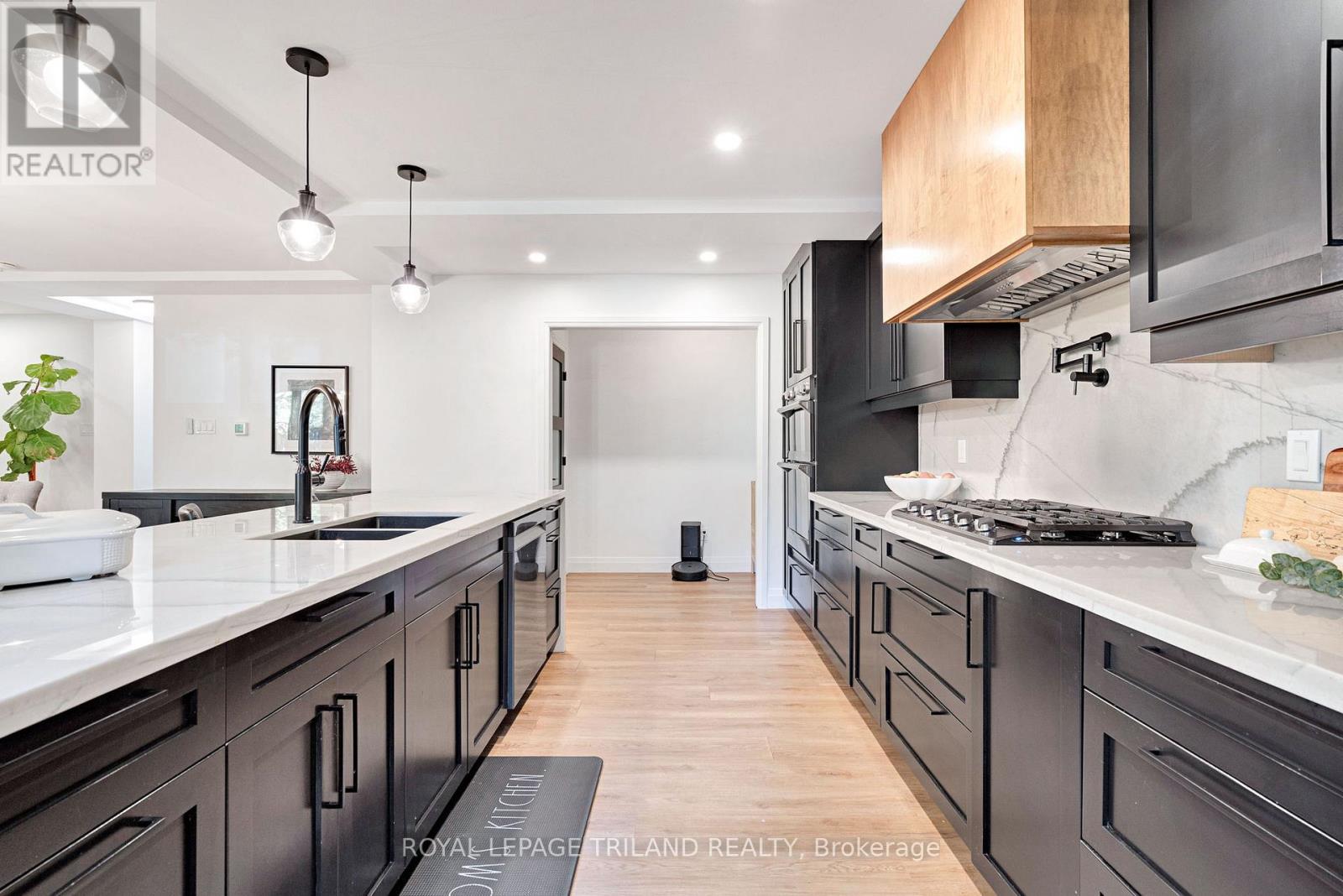 22 Wendy Crescent, London North, Ontario  N5X 3J6 - Photo 21 - X12507264