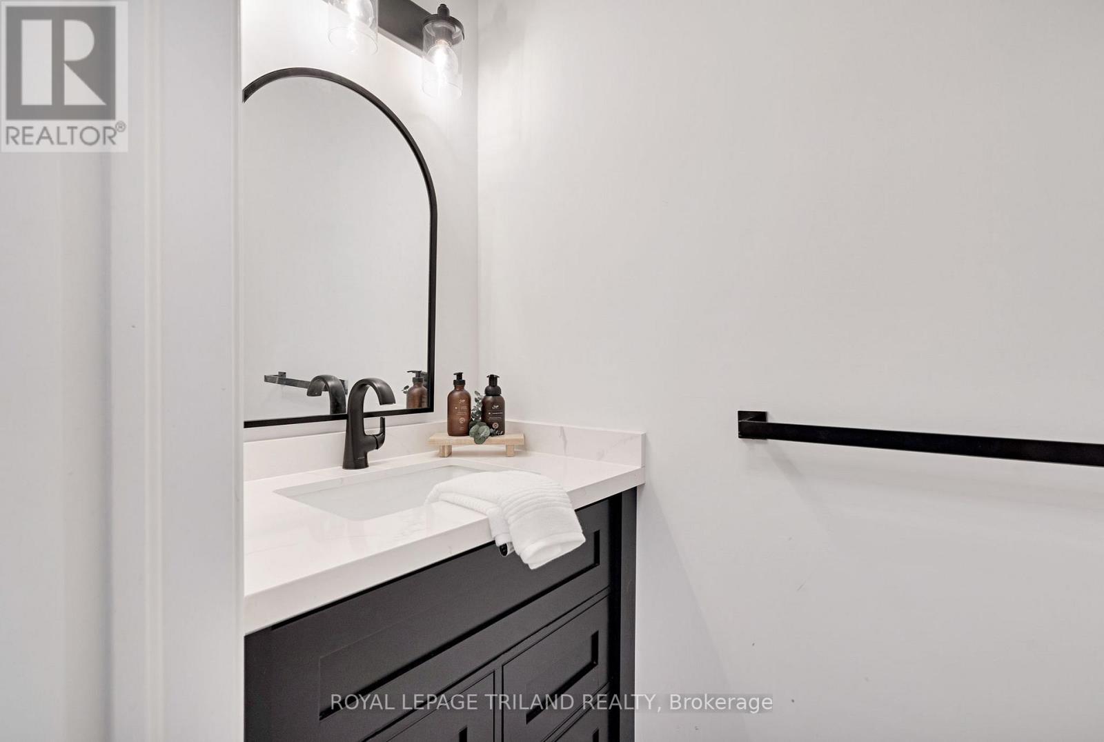 22 Wendy Crescent, London North, Ontario  N5X 3J6 - Photo 24 - X12507264