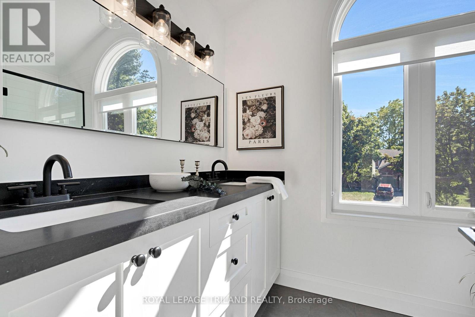 22 Wendy Crescent, London North, Ontario  N5X 3J6 - Photo 33 - X12507264