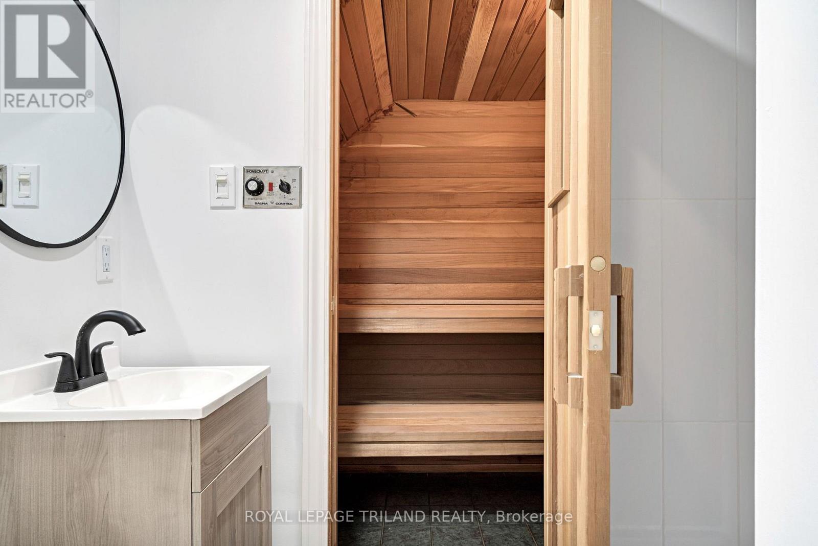 22 Wendy Crescent, London North, Ontario  N5X 3J6 - Photo 39 - X12507264