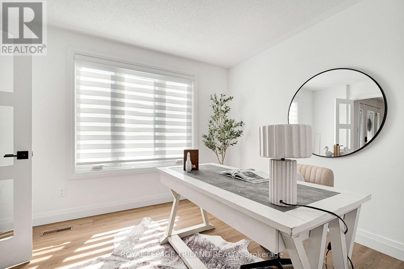 22 Wendy Crescent, London North, Ontario  N5X 3J6 - Photo 5 - X12507264