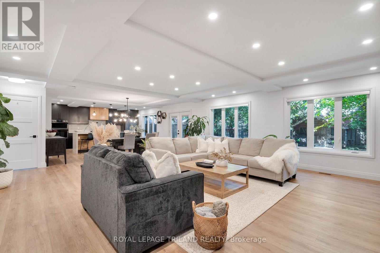 22 Wendy Crescent, London North, Ontario  N5X 3J6 - Photo 8 - X12507264