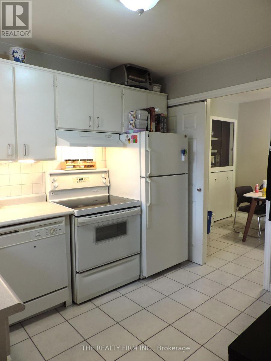 699 Sevilla Park Place, London East, Ontario  N5Y 4H9 - Photo 10 - X12507288