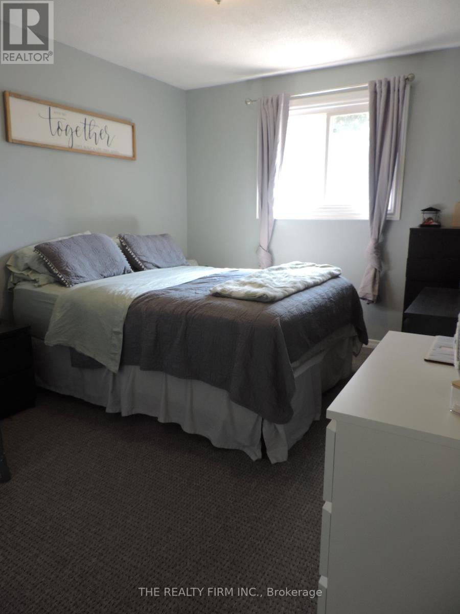 699 Sevilla Park Place, London East, Ontario  N5Y 4H9 - Photo 15 - X12507288