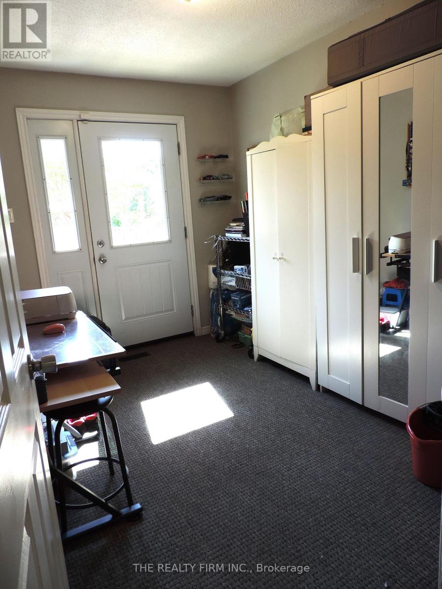 699 Sevilla Park Place, London East, Ontario  N5Y 4H9 - Photo 16 - X12507288