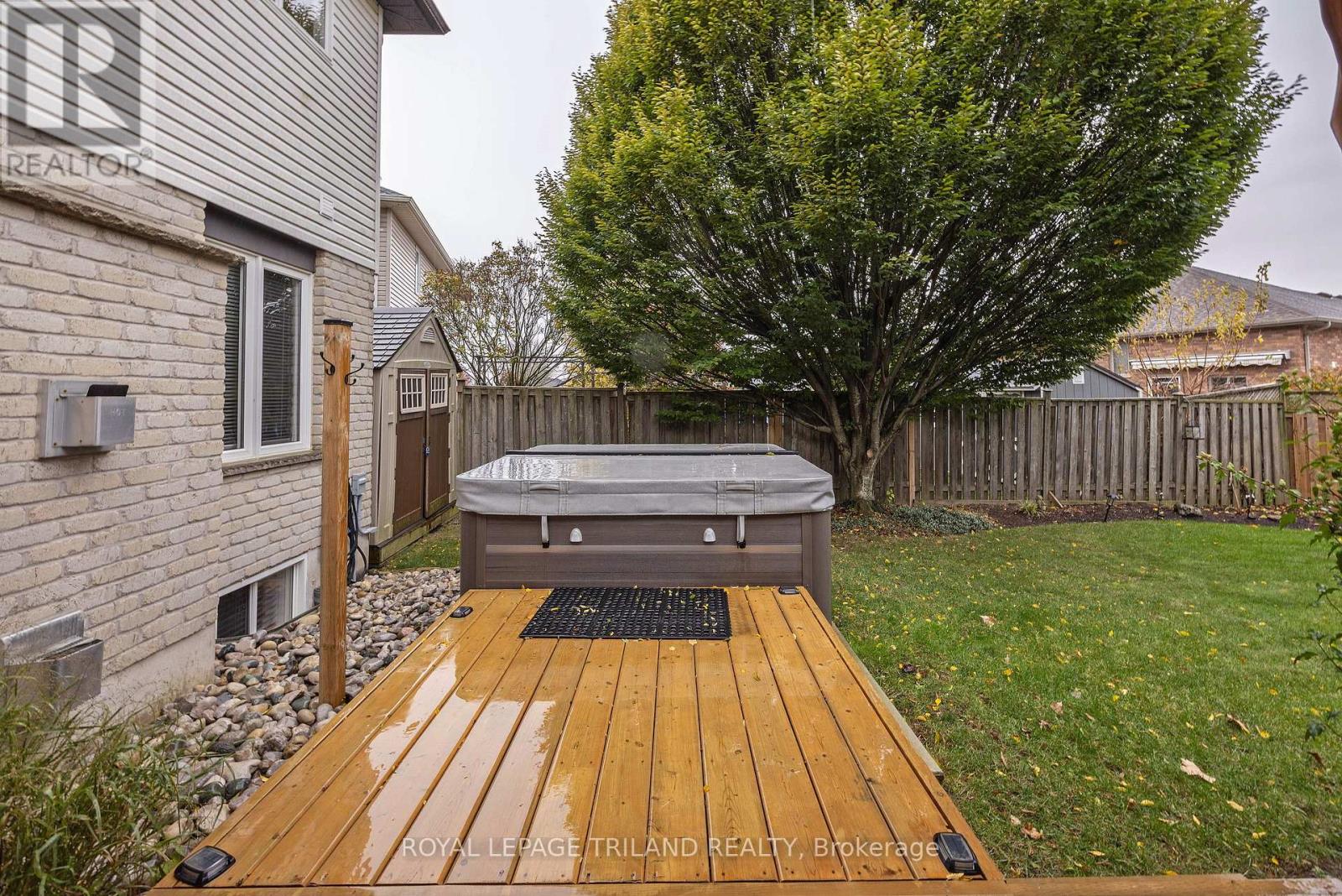 41 Penhale Avenue, St. Thomas, Ontario  N5R 6L2 - Photo 38 - X12507388