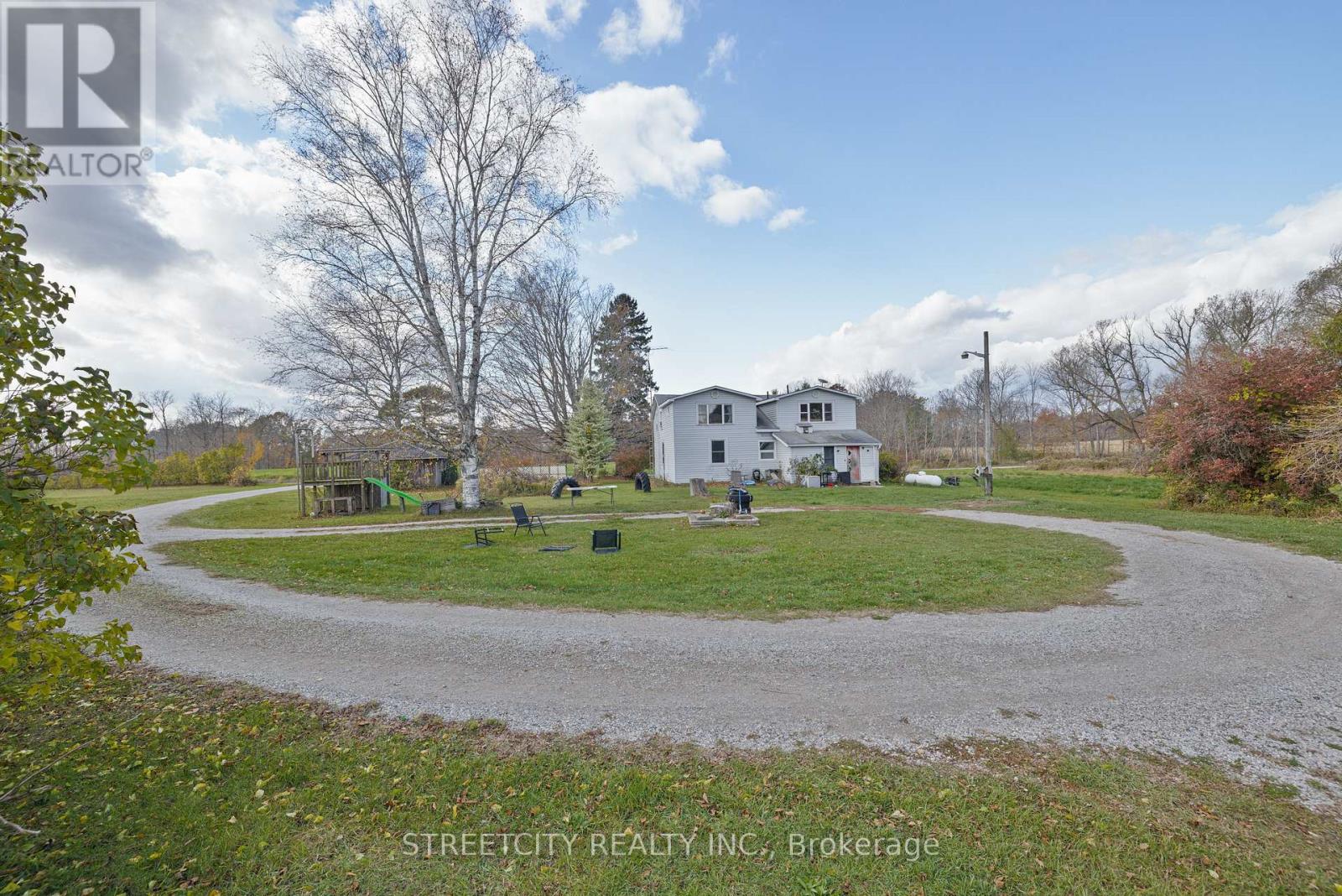 9238 Sandytown Road, Bayham, Ontario  N0J 1H0 - Photo 2 - X12507466
