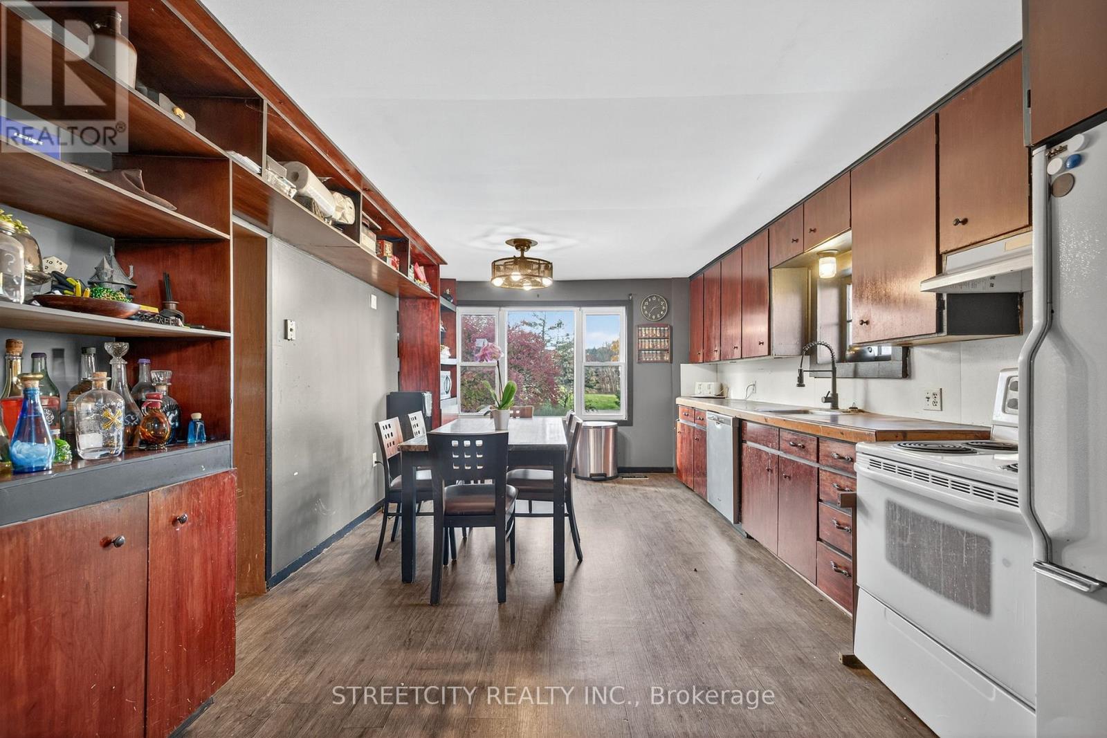 9238 Sandytown Road, Bayham, Ontario  N0J 1H0 - Photo 32 - X12507466