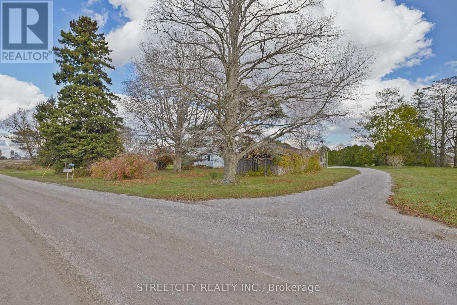 9238 Sandytown Road, Bayham, Ontario  N0J 1H0 - Photo 37 - X12507466