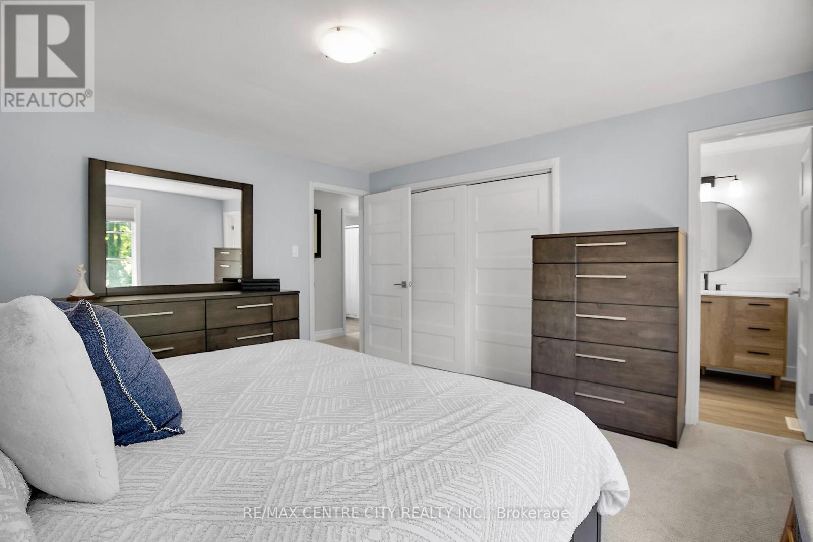 187 Wychwood Park, London North (North J), Ontario  N6G 1S2 - Photo 24 - X12507544