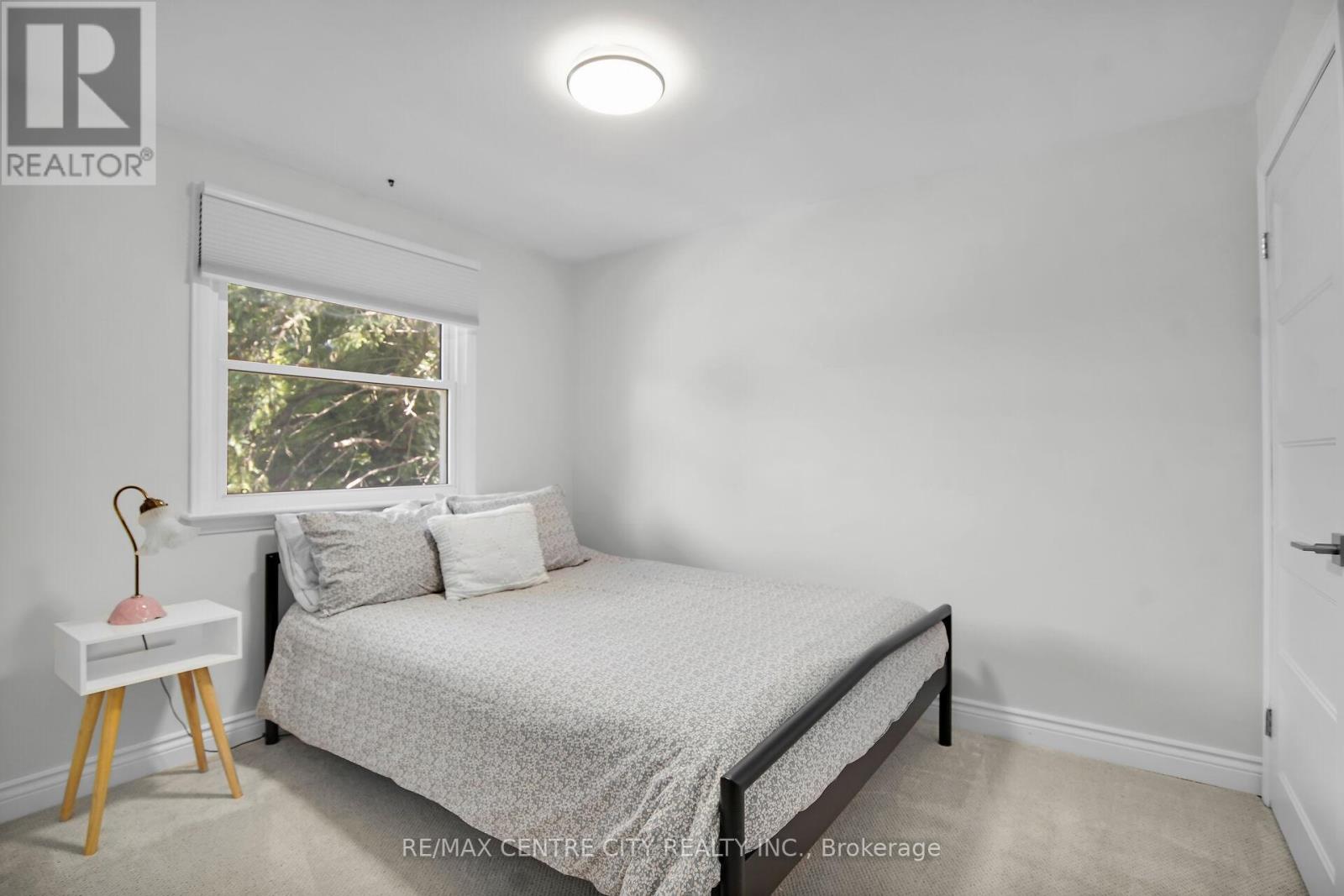 187 Wychwood Park, London North (North J), Ontario  N6G 1S2 - Photo 28 - X12507544