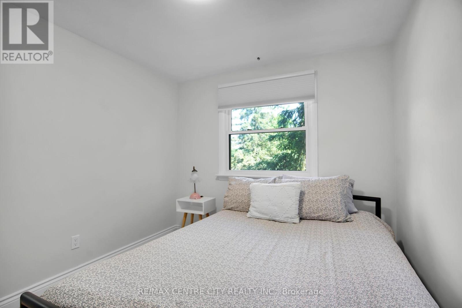 187 Wychwood Park, London North (North J), Ontario  N6G 1S2 - Photo 29 - X12507544