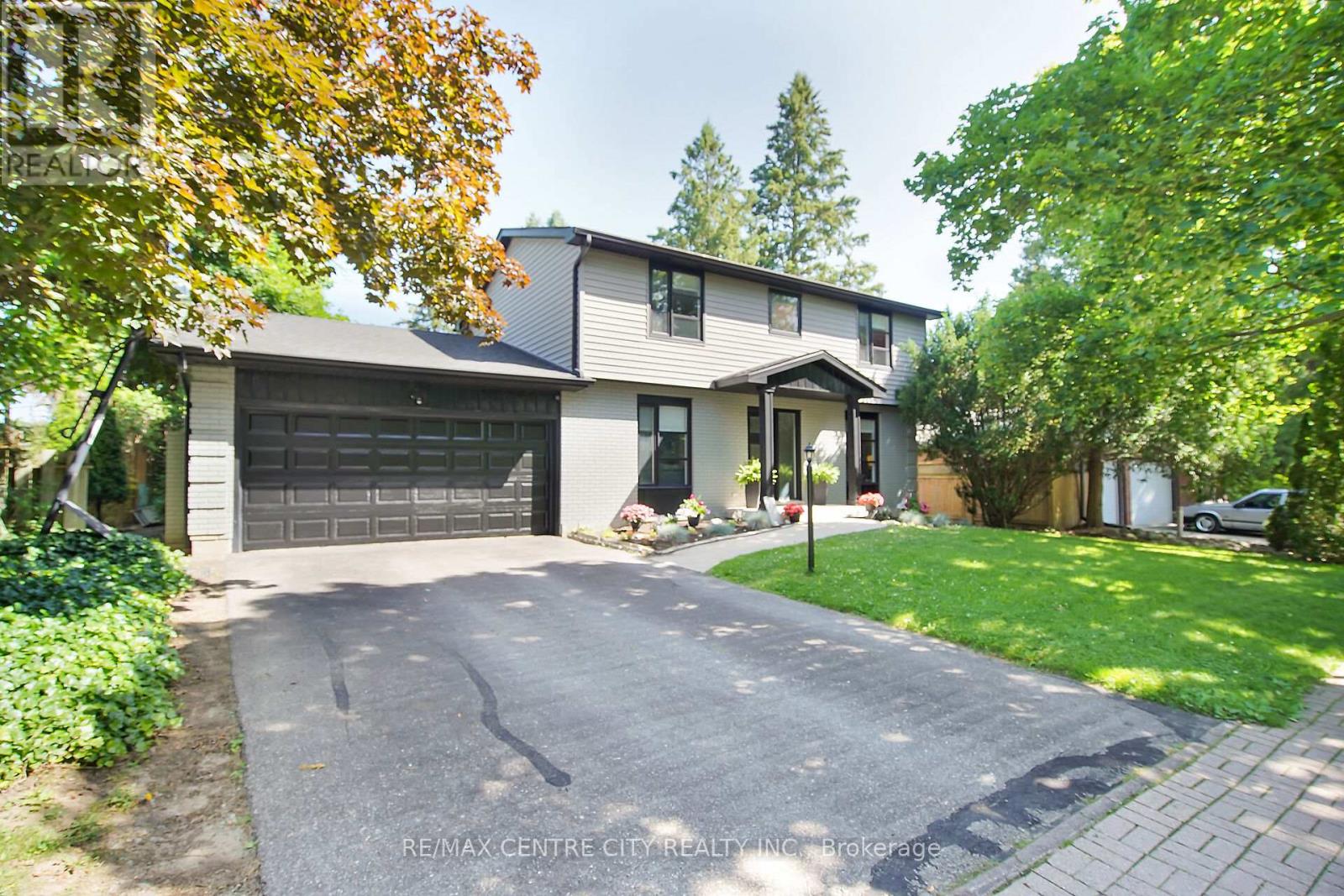 187 Wychwood Park, London North (North J), Ontario  N6G 1S2 - Photo 3 - X12507544