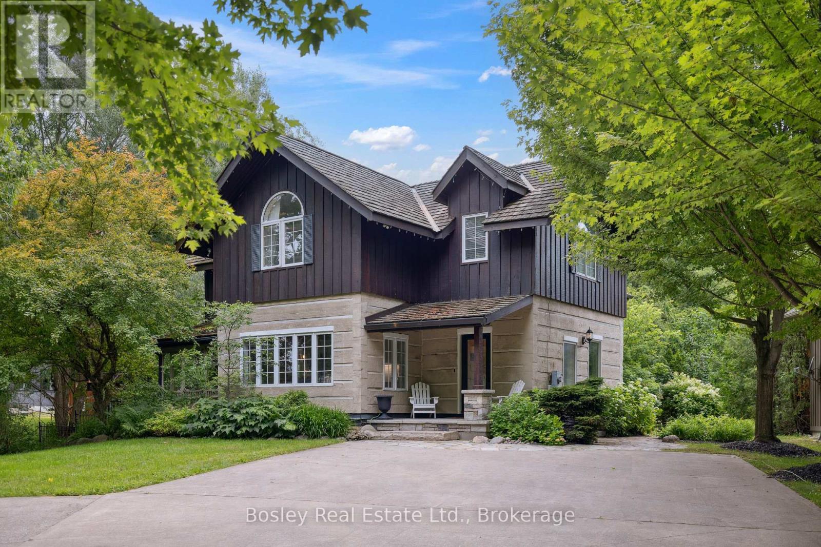 118 Heritage Drive, Blue Mountains, Ontario  L9Y 0M6 - Photo 3 - X12507422