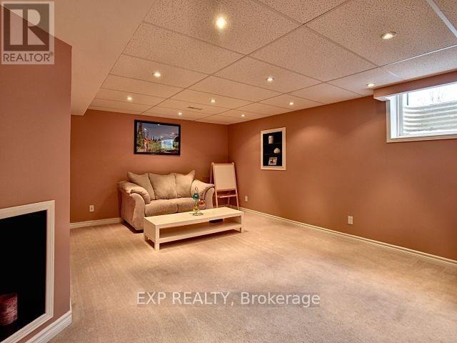 57 Saddlesmith Circle, Ottawa, Ontario  K2M 2Y9 - Photo 11 - X12507390