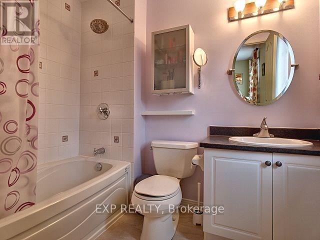 57 Saddlesmith Circle, Ottawa, Ontario  K2M 2Y9 - Photo 8 - X12507390