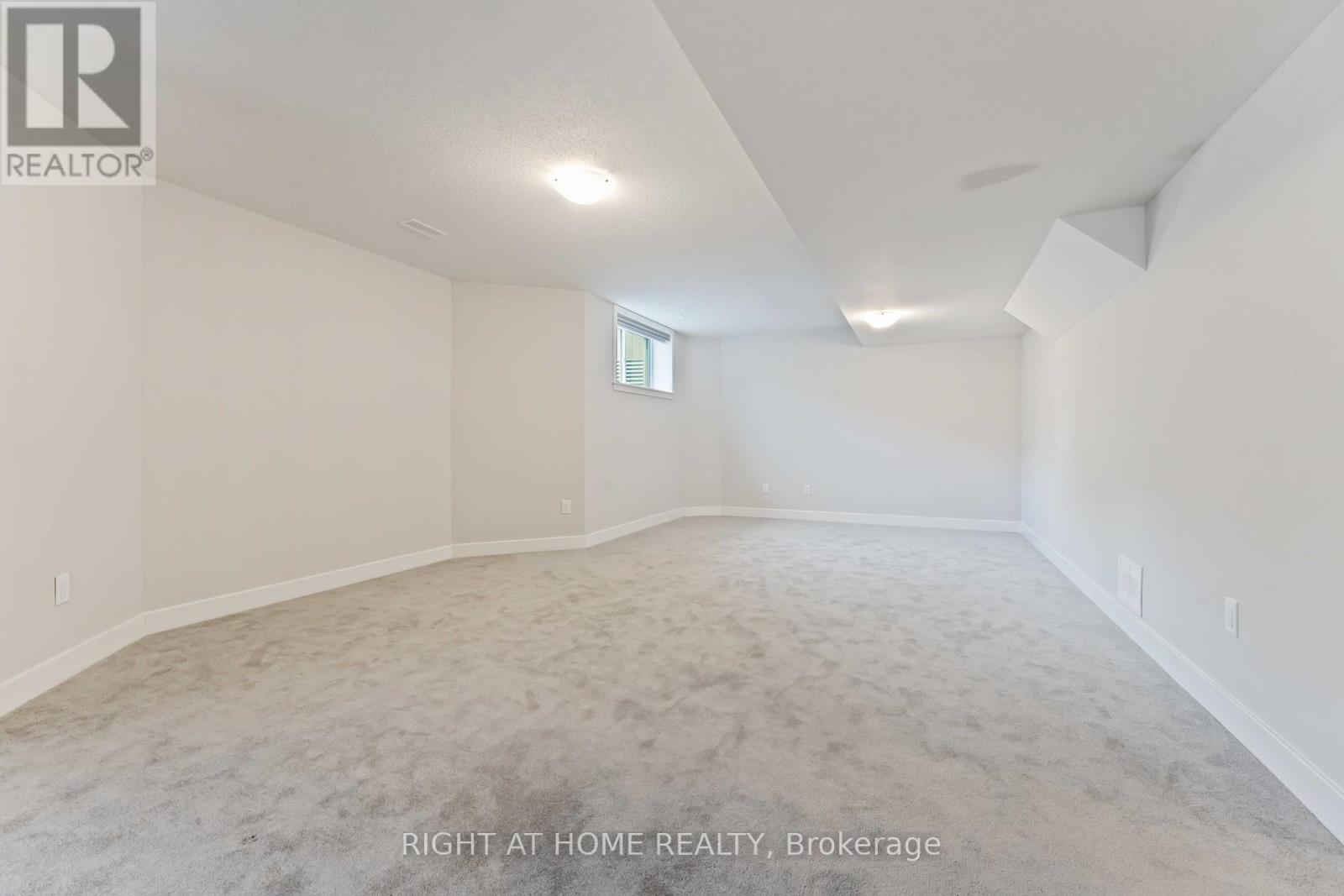 203 Osterley Way, Ottawa, Ontario  K2S 2N6 - Photo 39 - X12507434