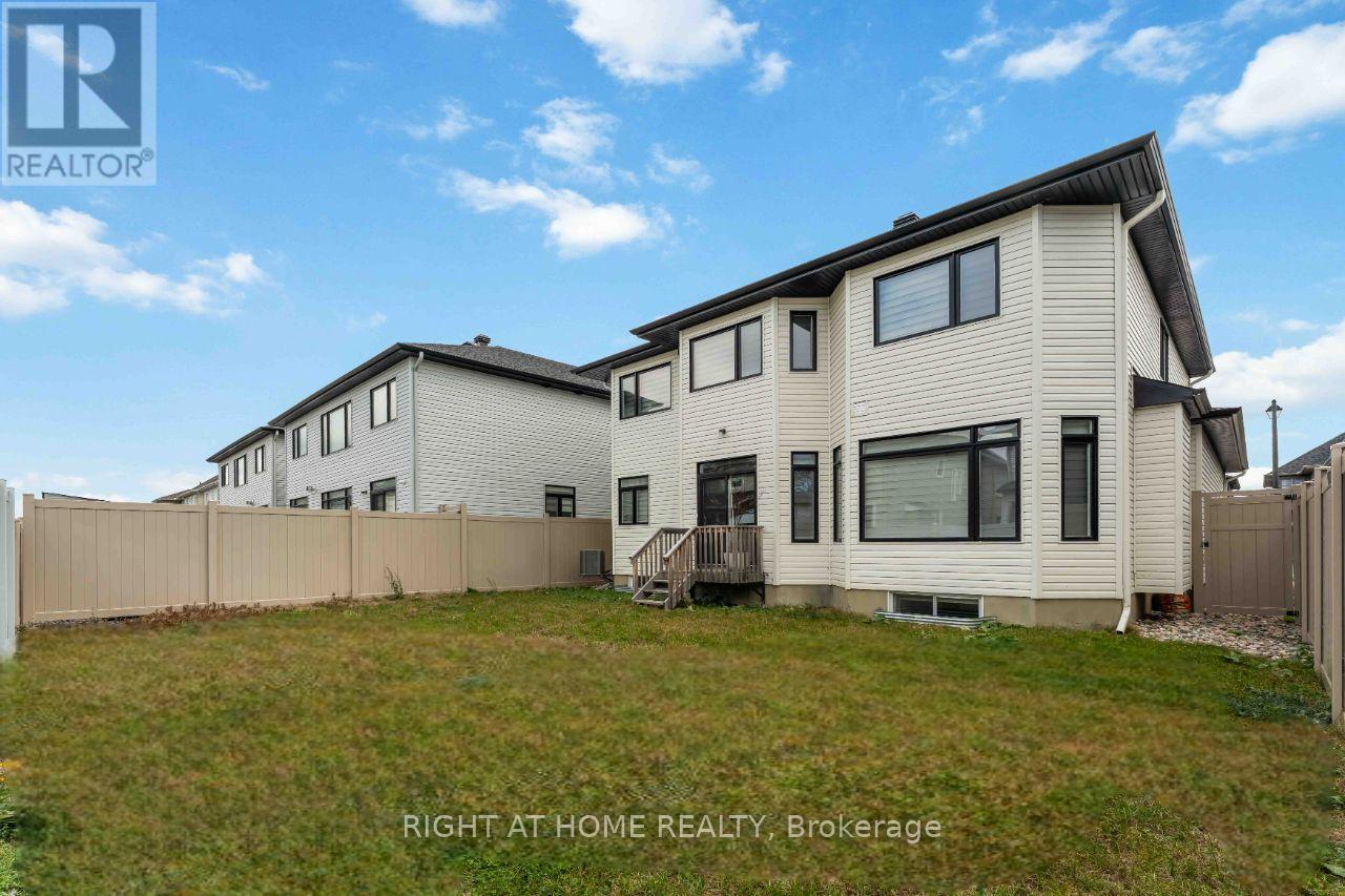 203 Osterley Way, Ottawa, Ontario  K2S 2N6 - Photo 42 - X12507434