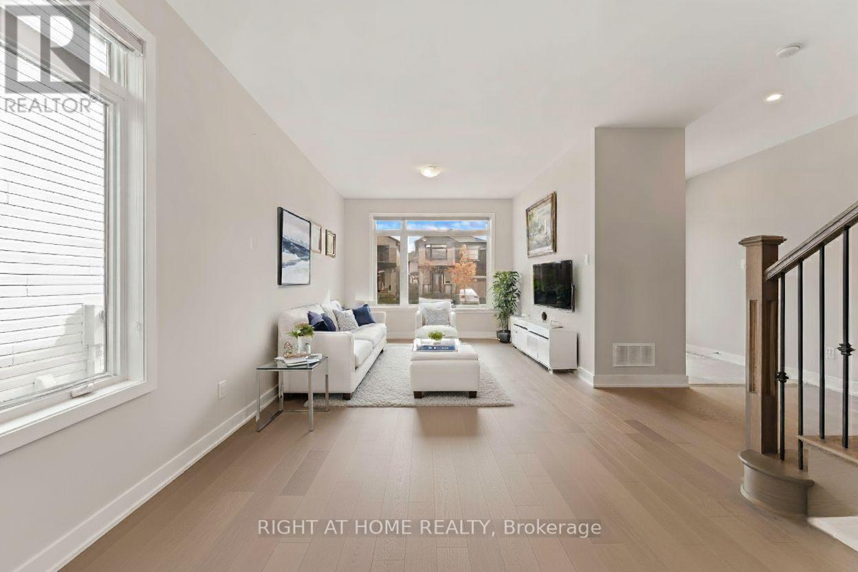 203 Osterley Way, Ottawa, Ontario  K2S 2N6 - Photo 8 - X12507434