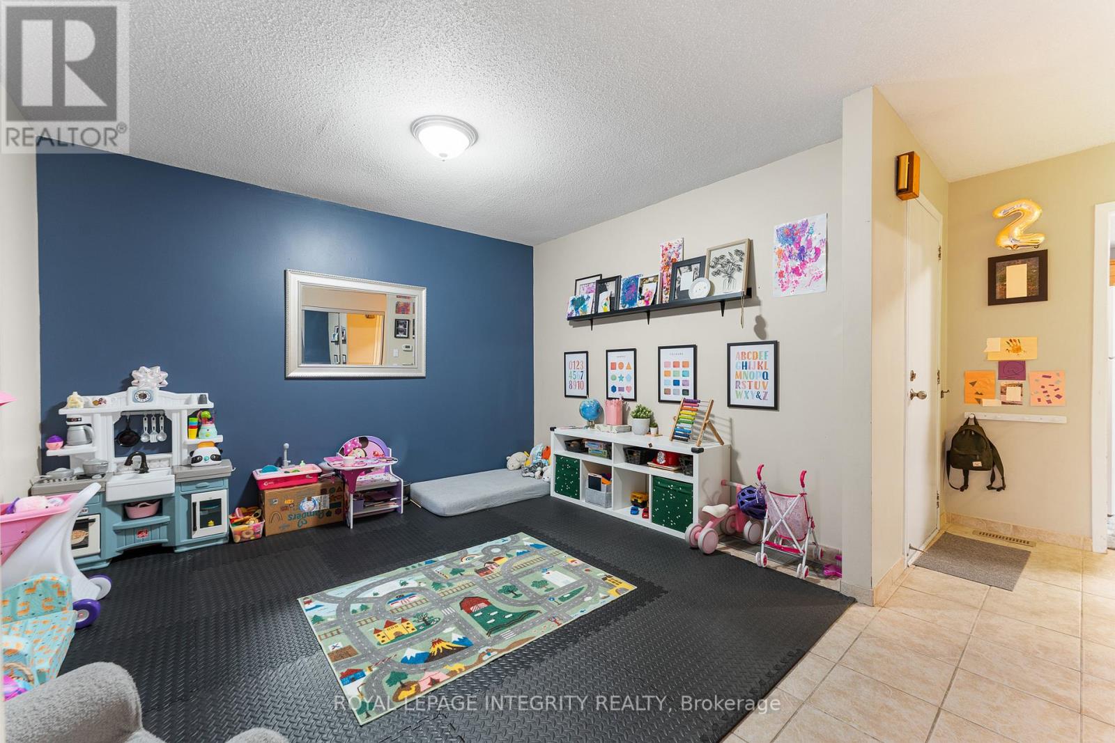 45 Wessex Road, Ottawa, Ontario  K2J 1X2 - Photo 6 - X12507444