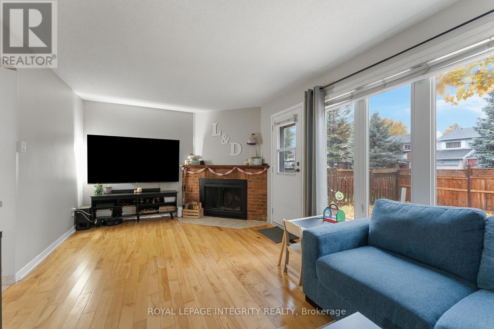 45 Wessex Road, Ottawa, Ontario  K2J 1X2 - Photo 8 - X12507444