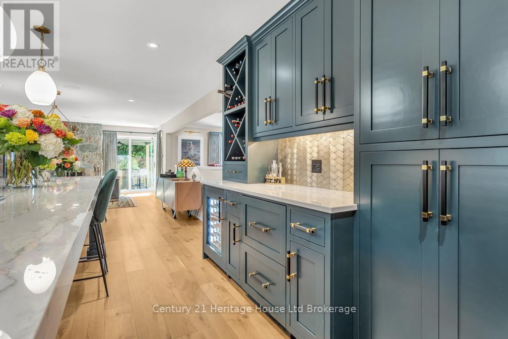 8 Tallwood Circle, London North, Ontario  N5X 2S1 - Photo 12 - X12507518