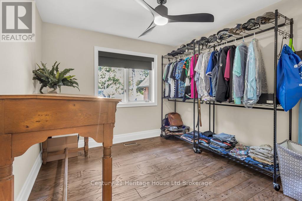 8 Tallwood Circle, London North, Ontario  N5X 2S1 - Photo 23 - X12507518