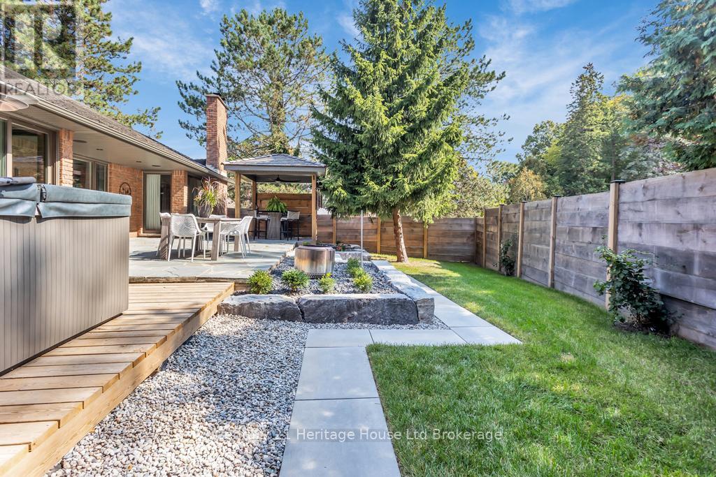 8 Tallwood Circle, London North, Ontario  N5X 2S1 - Photo 45 - X12507518