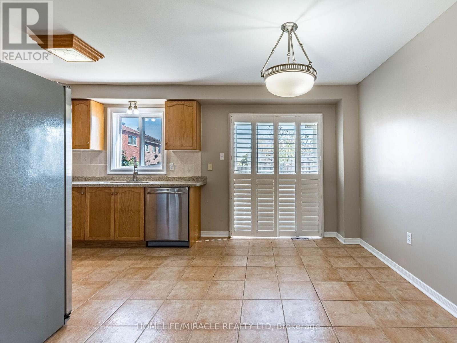 55 Native Landing, Brampton (Fletcher's Creek Village), Ontario  L6X 5A7 - Photo 17 - W12374499