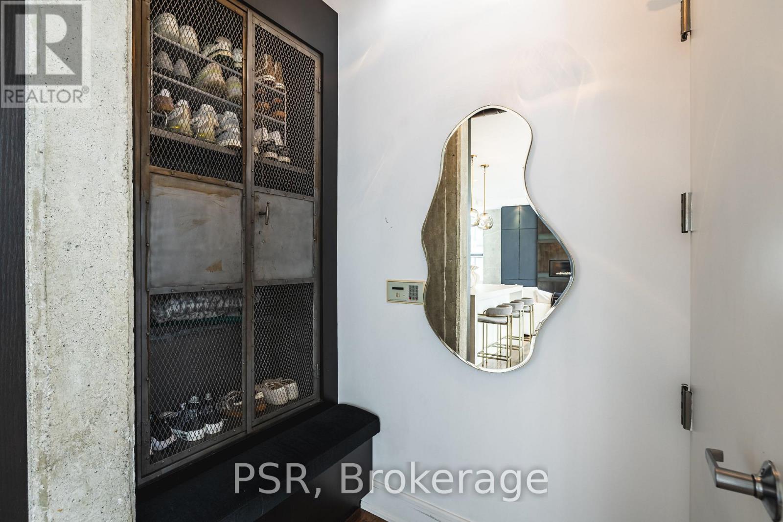 501 - 20 Niagara Street, Toronto, Ontario  M5V 3L8 - Photo 4 - C12507060