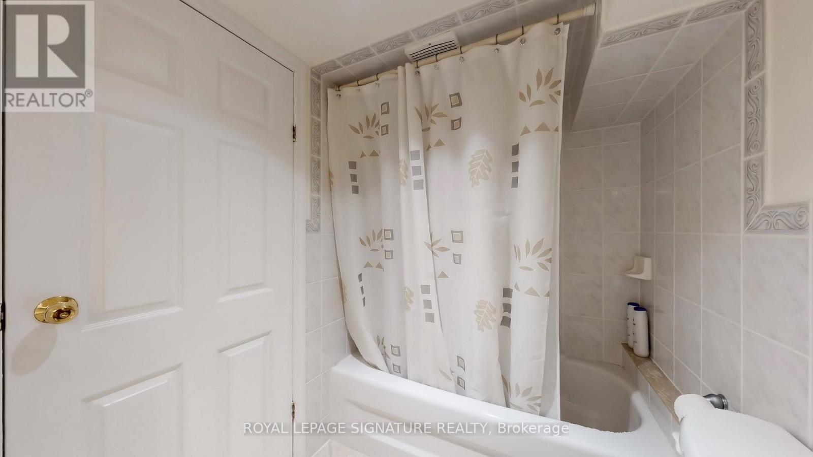 Main - 189 Beatrice Street, Toronto, Ontario  M6Y 3E9 - Photo 10 - C12507074