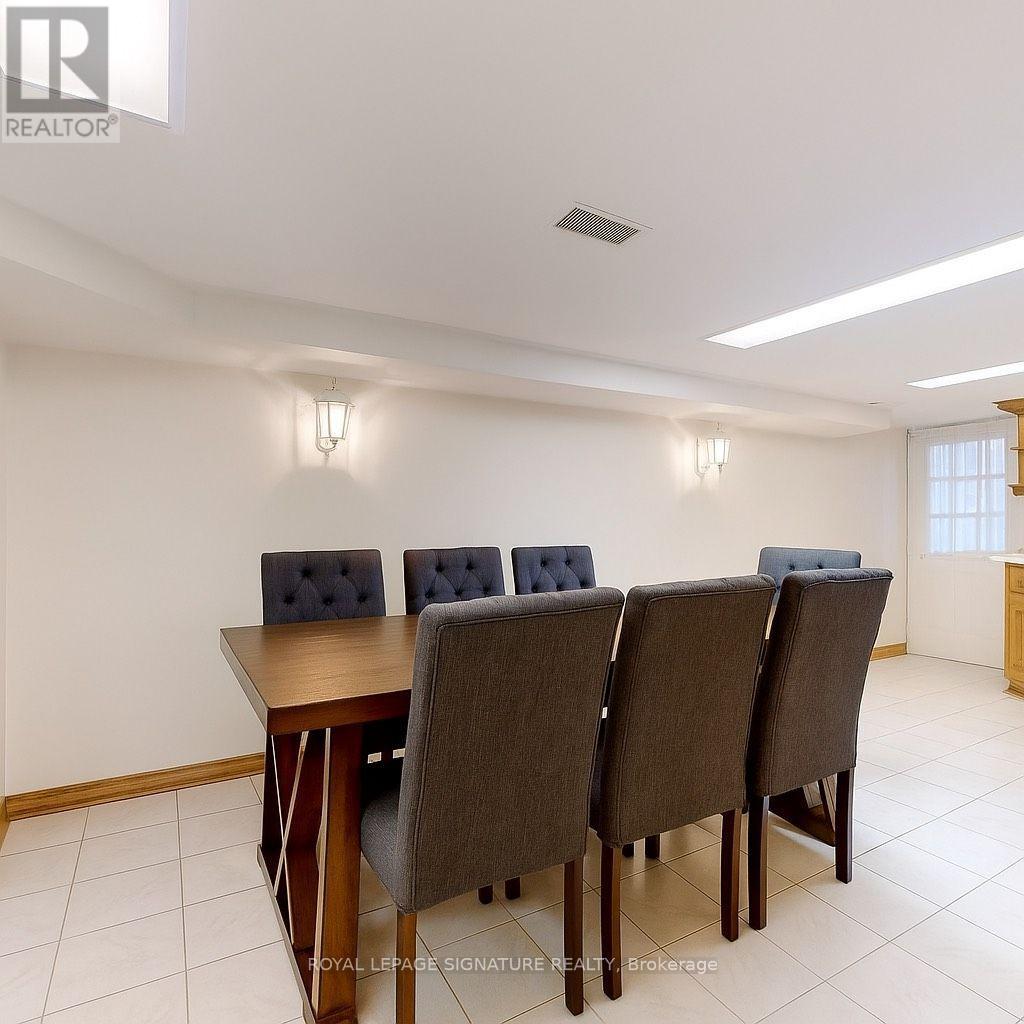 Main - 189 Beatrice Street, Toronto, Ontario  M6Y 3E9 - Photo 7 - C12507074