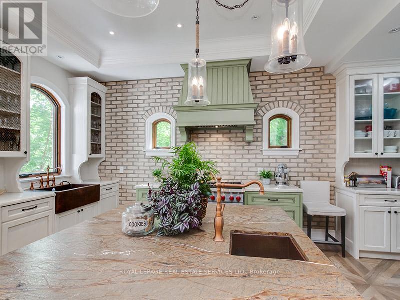 441 Oriole Parkway, Toronto, Ontario  M5P 2H7 - Photo 18 - C12507112