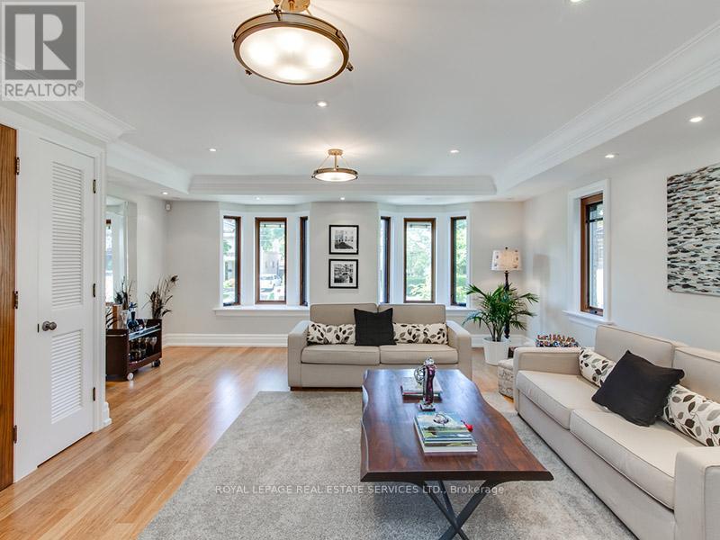 441 Oriole Parkway, Toronto, Ontario  M5P 2H7 - Photo 4 - C12507112