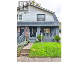 266 BELSIZE DRIVE, Toronto, Ontario