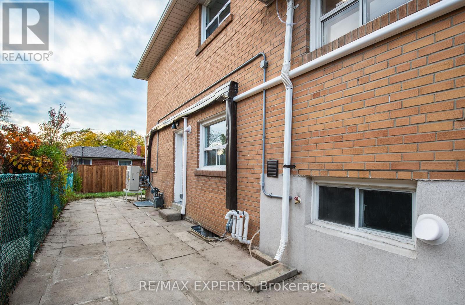 3 - 59 Bowhill Crescent, Toronto, Ontario M2J 3S1 - Photo 4 - C12496372