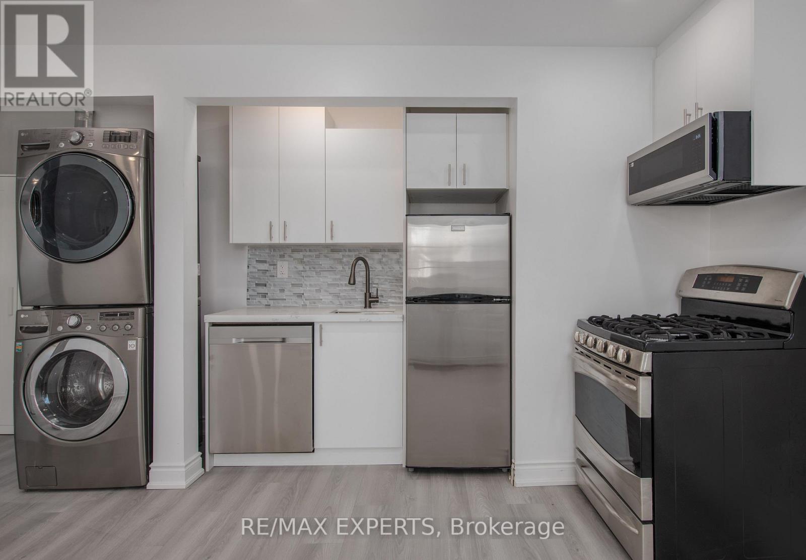 4 - 59 Bowhill Crescent, Toronto, Ontario  M2J 3S1 - Photo 3 - C12499118