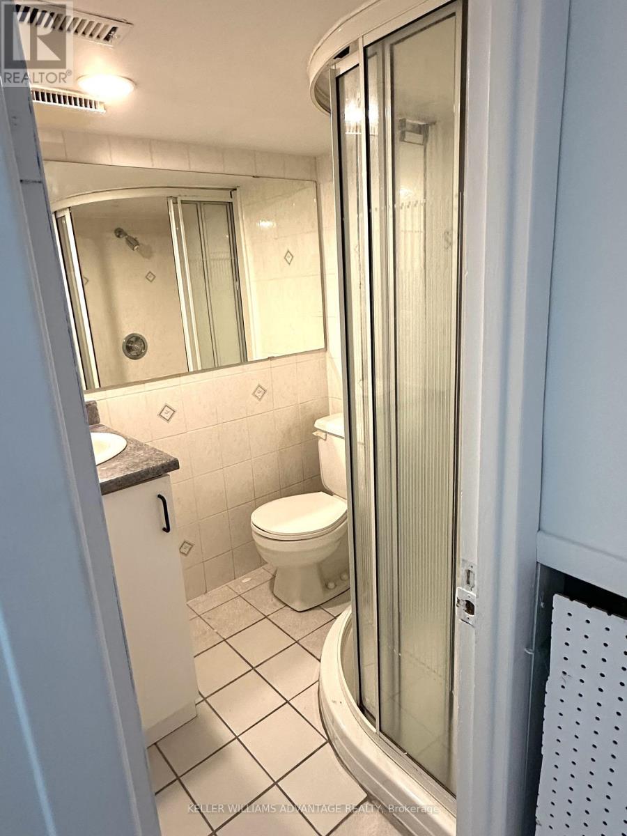 10 Amroth Avenue, Toronto, Ontario  M4C 4H2 - Photo 18 - E12507030