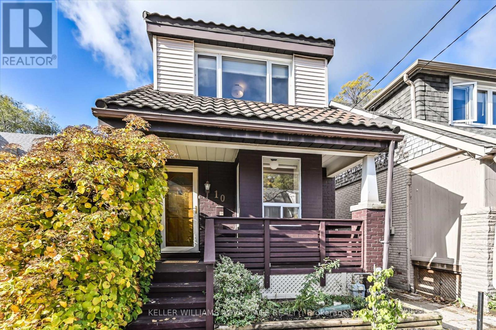 10 Amroth Avenue, Toronto, Ontario  M4C 4H2 - Photo 2 - E12507030